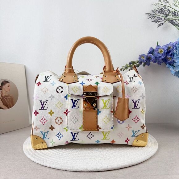Louis Vuitton Handbags - Louis Vuitton Women Pre-Loved Bag Very Good Condition